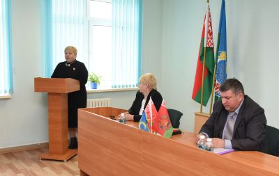 Председатель областной организации Белорусского профсоюза работников АПК, делегат ВНС встретилась с крупчанами