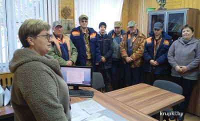 Делегат ВНС Жанна Черкас встретилась с коллективом Ухвальского лесничества